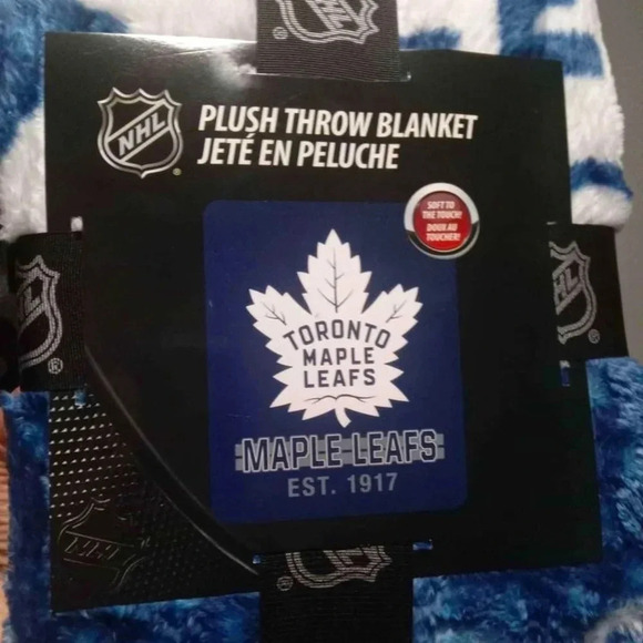NHL Toronto  Maple Leafs Throw Blanket - Picture 1 of 2